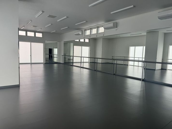 北浦和【広々スタジオ】【足にやさしい】駅近レンタルスタジオ【新築 - レンタルスペースYM 北浦和スタジオ