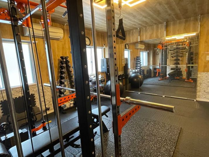 江坂レンタルジム - MARO'S GYM～まろじむ～ 江坂店