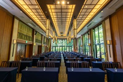 セミナー形式での対応も可能（設営・解体料金別途3時間分） - ザ・ガーデンオリエンタル・大阪 多目的スペースの室内の写真