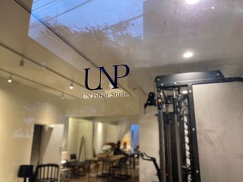 UN  Public Studio 祐天寺 UN Public Studio祐天寺/祐天寺駅徒歩1分の入口の写真