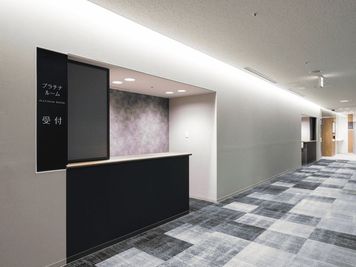 名古屋会議室 今池ガスビル店 プラチナルーム（応用形）の入口の写真