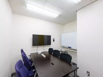 ワンコイン会議室 新橋 ワンコイン会議室 新橋 | B-02の室内の写真