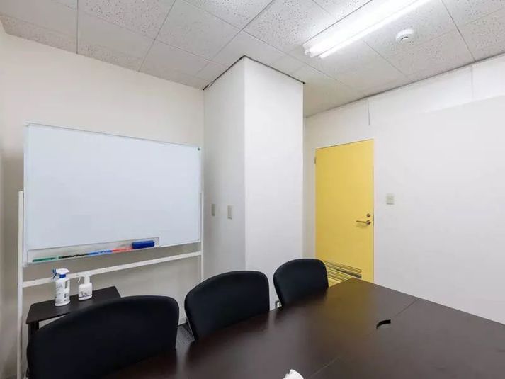 ワンコイン会議室 新橋 | B-02 - ワンコイン会議室 新橋