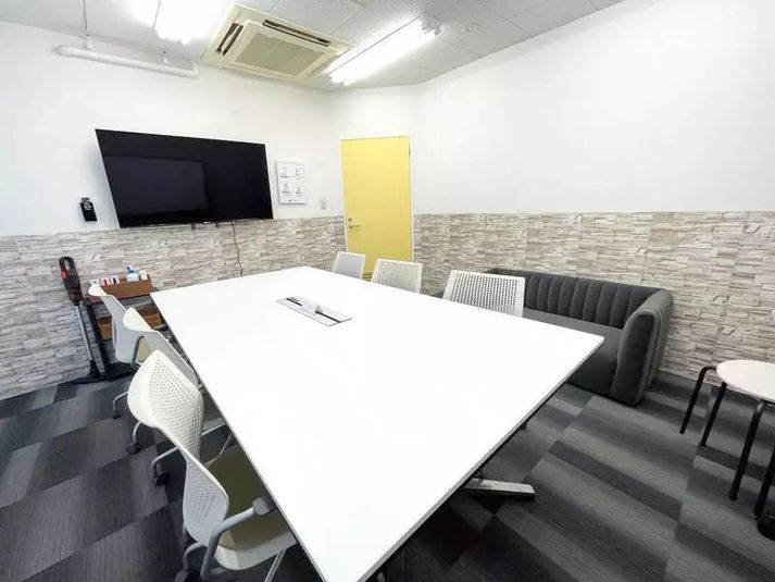 ワンコイン会議室 新橋 | B-04 - ワンコイン会議室 新橋