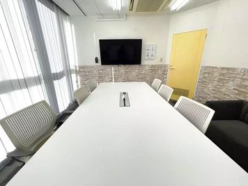 ワンコイン会議室 新橋 ワンコイン会議室 新橋 | B-04の室内の写真