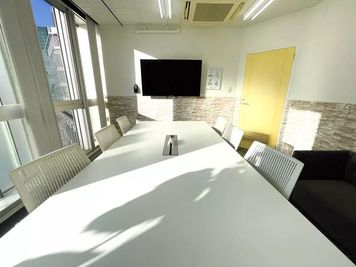 ワンコイン会議室 新橋 ワンコイン会議室 新橋 | B-04の室内の写真