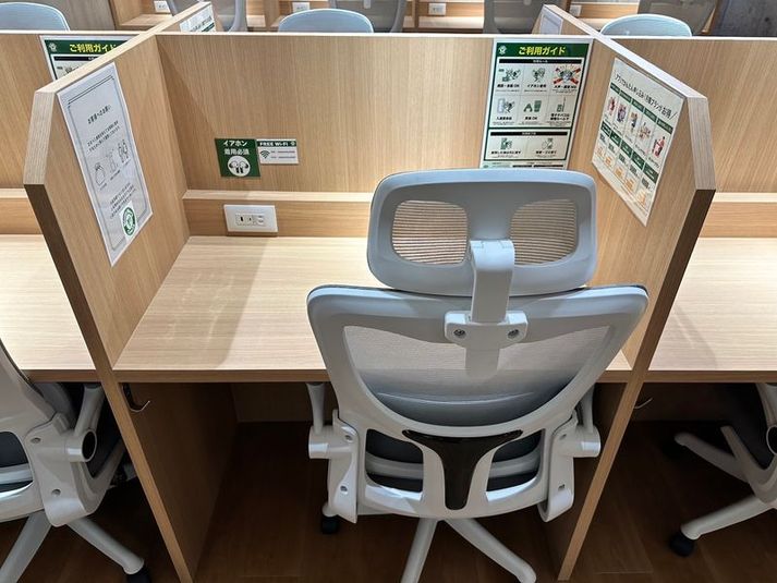 StudyWork Cafe24 高田馬場店 - StudyWork Cafe24高田馬場店