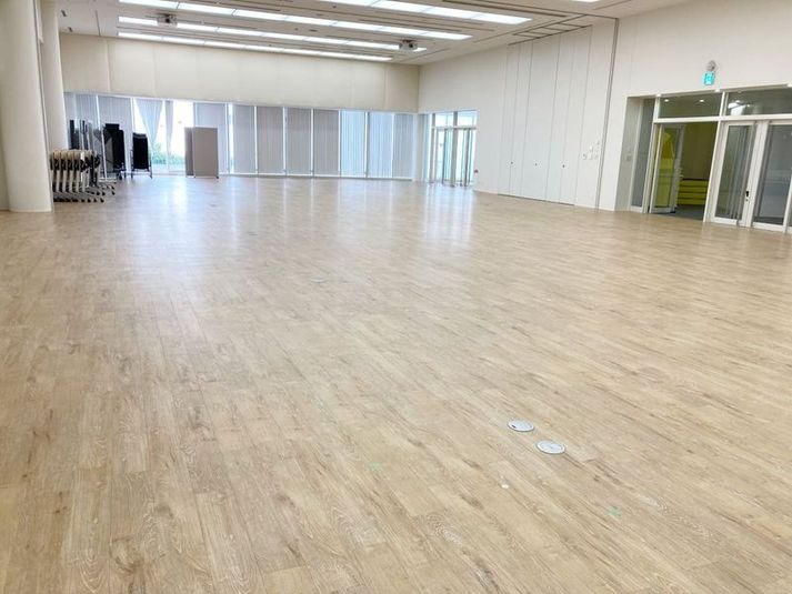 ＼年内限定instabase特別36%オフ／大会議室 - 大阪会議室 チュチュアンナ本社ビル 森ノ宮駅大阪城公園前