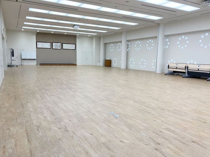 ＼年内限定instabase特別36%オフ／大会議室 - 大阪会議室 チュチュアンナ本社ビル 森ノ宮駅大阪城公園前