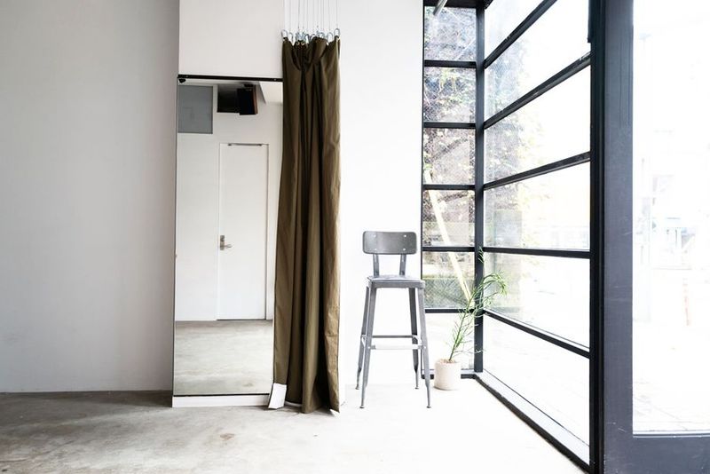 eight Gallery 1F 神宮前 - eight Gallery 渋谷・神宮前