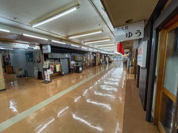 ワンコイン会議室 新橋 新橋駅前B-07の室内の写真