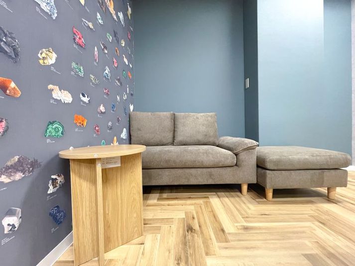 新橋駅前ニュートン - ワンコイン会議室 新橋