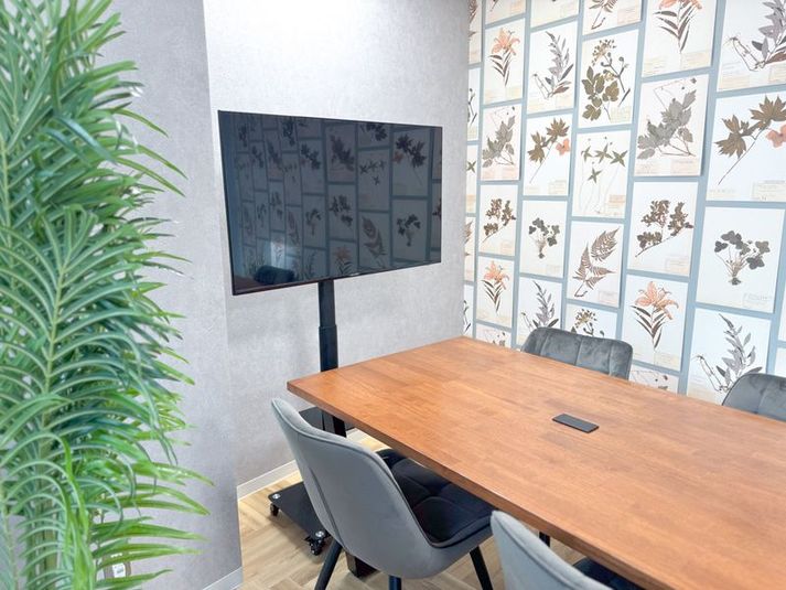 ダーウィン - ワンコイン会議室 新橋