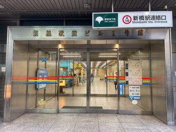 ワンコイン会議室 新橋 新橋駅前ベル会議室の室内の写真