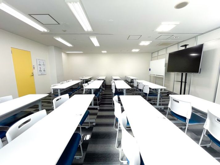 新橋駅前ダ・ヴィンチ大会議室 - ワンコイン会議室 新橋