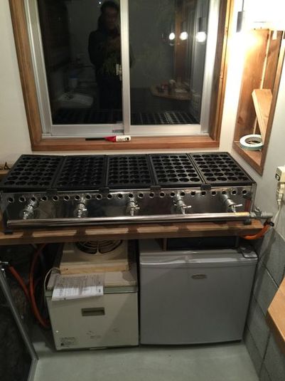 テイクアウトフードショップ:VOW - パティオビル