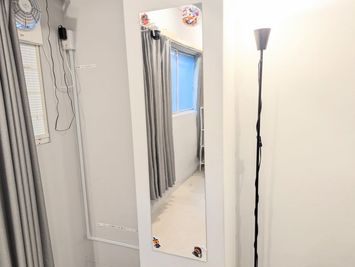 ハロウィーン仕様の鏡 - rental lounge御茶ノ水の設備の写真