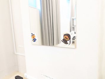 ハロウィーン仕様の鏡 - rental lounge御茶ノ水の設備の写真