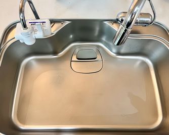 水道（浄水器付き） - レンタルサロンゆるり 美容レンタルスペースの室内の写真