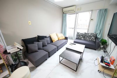 池袋にある落ち着いた空間となっております✨
撮影利用も可能となります📸 - Relax one 池袋東口 Relax one 池袋東口｜女子会✨歓送迎会🍃の室内の写真