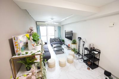 池袋にある落ち着いた空間となっております✨
撮影利用も可能となります📸 - Relax one 池袋東口 Relax one 池袋東口｜女子会✨歓送迎会🍃の室内の写真