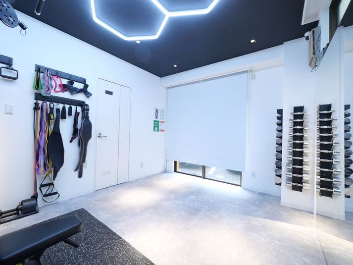 WHITEGYM北千住店/レンタルジム - WHITEGYM北千住店