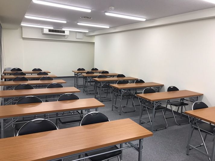 第10会議室(最大30名着席可） - 共栄実業(株)　三栄ビル