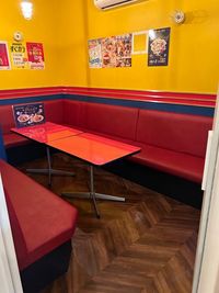 【人数料金プラン〜8名】ソフトドリンク飲み放題付き☕️カラオケ🎤パーティー🎉楽器演奏🎺コワーキング👨‍💻 - ジャンカラ近鉄四日市店