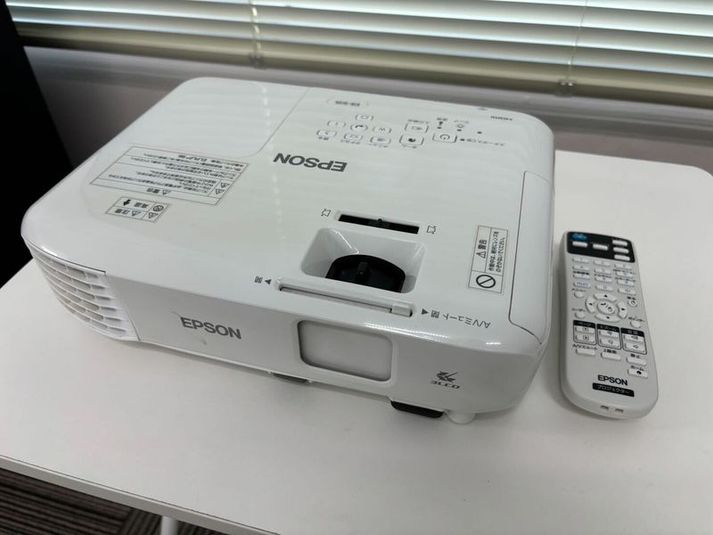 【最大42名着席可・レイアウト自由】貸し会議室・セミナールーム - odoranaオフィス六本木(旧 katanaオフィス)