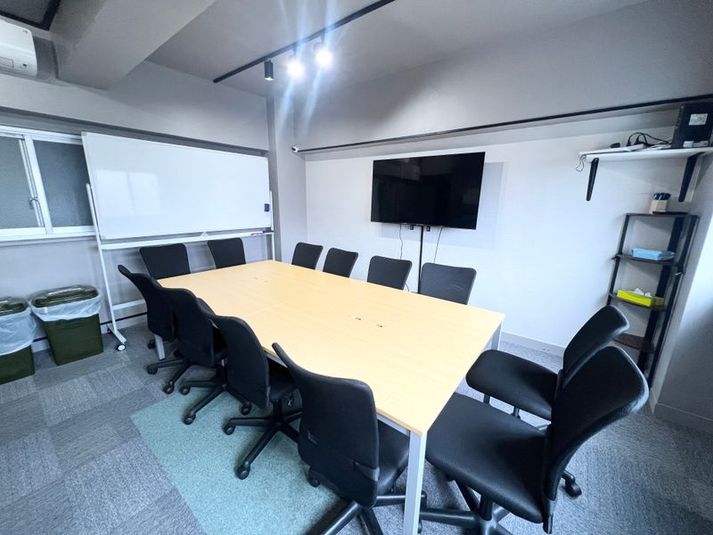 8名会議室 - いいオフィス永田町会議室