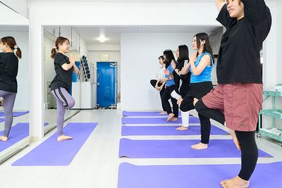ヨガのレッスンにもご利用下さい！！ - レンタルスペース「M's」市川2 市川駅前のレンタルスペース「M's」です。の室内の写真