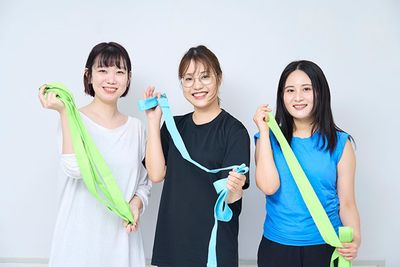 ヨガベルトでストレッチも楽々！ - レンタルスペース「M's」市川2 市川駅前のレンタルスペース「M's」です。の設備の写真