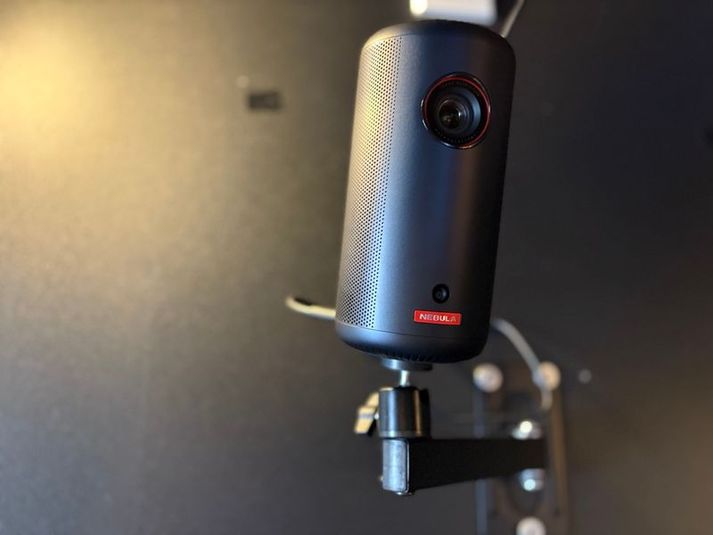 シネマルーム｜プライベートシネマ - 長崎坂宿（さかやど）フロント棟_シネマルーム