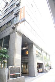 ビル外観 - SMG/本町・カーニープレイス ＳＭＧ貸し会議室/カーニープレイス本町ビル４階の室内の写真