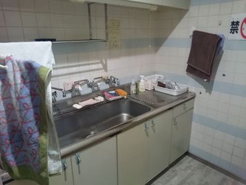 給湯室 - SMG/本町・カーニープレイス ＳＭＧ貸し会議室/カーニープレイス本町ビル４階の室内の写真