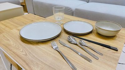 食器・グラス・カトラリーは8名様分ございます - ナチュール四条烏丸 「ナチュール四条烏丸」【11名～22名様専用】の室内の写真