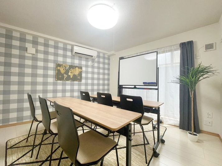 newオープン🎉Monkey Space浦和 European - 【Monkey Space浦和】浦和駅3分の快適スペース💻✍️