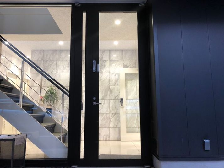 Room3 - 馬車道駅前　加瀬の貸し会議室