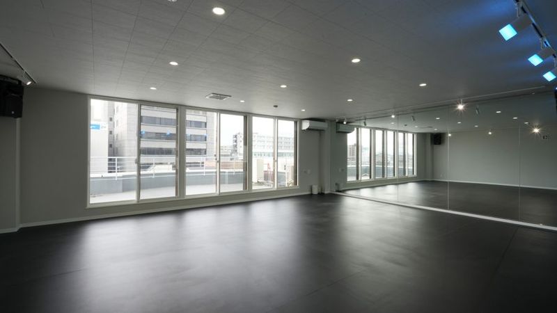 レンタルスタジオ Mi Crew - Mi Crew Dance Studio