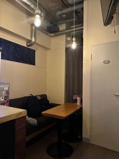 池袋の隠れ家BARのレンタルスペース - BAR FIORE