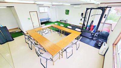 カリマ塩尻 塩尻市のレンタルスタジオ｜カリマ塩尻｜会議 ダンス セミナーにの室内の写真