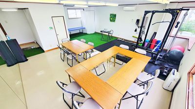 カリマ塩尻 塩尻市のレンタルスタジオ｜カリマ塩尻｜会議 ダンス セミナーにの室内の写真