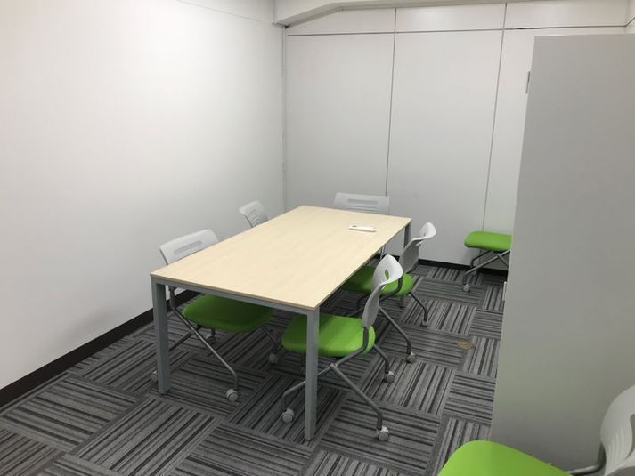 第9会議室 - 新横浜ホール【加瀬の貸し会議室】