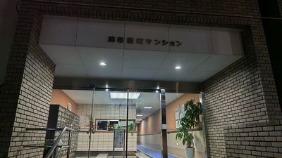 所在地のビルの裏口です。 - GOLDWARE PARK 共用スペース　イベント利用　時間貸しの外観の写真