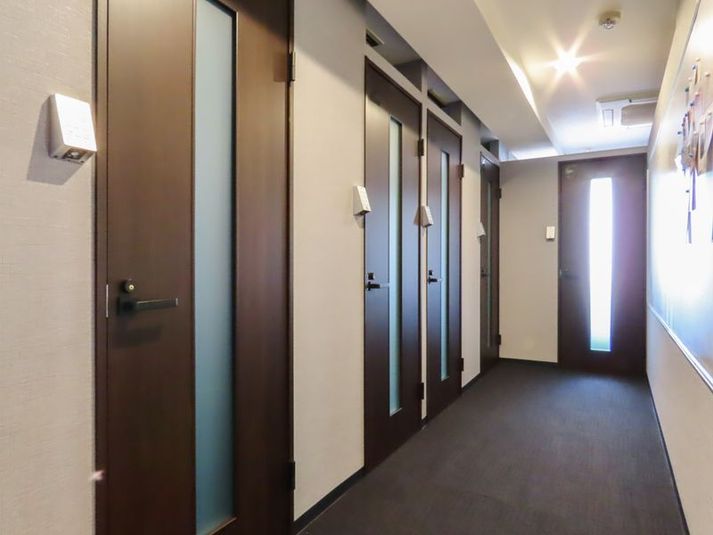 コワーキングスペース⑤ - 【ReBeCo】仕事に集中できる一人用コワーキングスペース