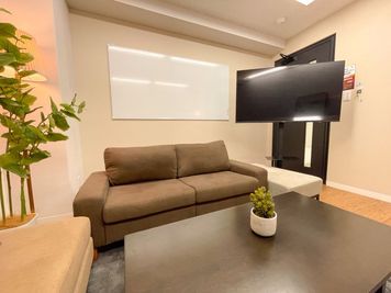 THE POINT エキニア横浜 ルーム『シナモン』※旧4Hの室内の写真