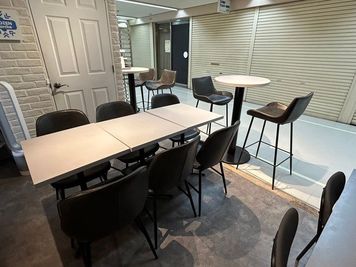 新橋駅近にあるキッチン付きのスペースです✨
料理教室等にも是非ご利用ください🍳 - MYROOM space 新橋003 MYROOM space 新橋003｜キッチン有🍳撮影可📷の室内の写真