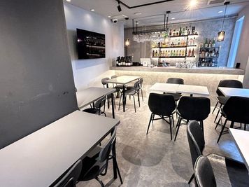 新橋駅近にあるキッチン付きのスペースです✨
料理教室等にも是非ご利用ください🍳 - MYROOM space 新橋003 MYROOM space 新橋003｜キッチン有🍳撮影可📷の室内の写真