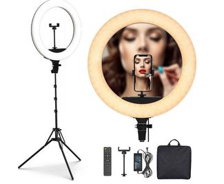 リングライトで映える撮影会はいかが？（オプション） - グッドワン【おうちスペース】京都市役所駅前店 グッドワン京都満喫ルーム　未成年🆗防犯カメラ🈚️出入り🆓の設備の写真