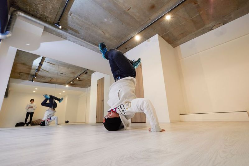 蕨レンタルスペース、ダンススタジオ、楽器OK - STUDIO RoOtinG